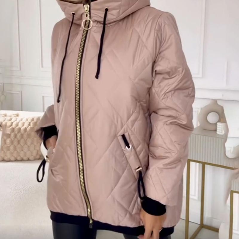 Elara Parka – Warmth & Charm